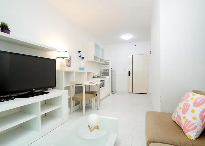A Space By Cream Apartment