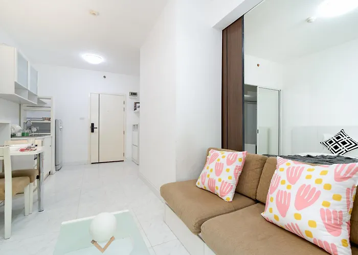 A Space By Cream Apartment *