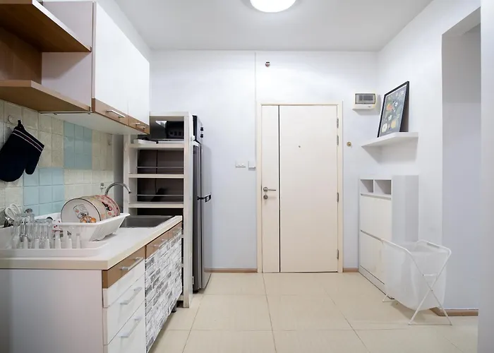 Apartment A Space By Cream *