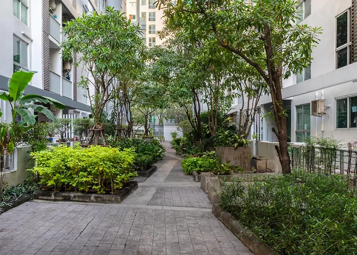 A Space By Cream Apartment *